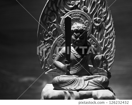 不動明王像（單色版） 126232432