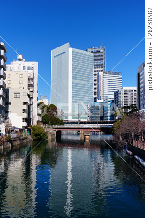 城市景觀:橫濱、大岡河和野毛街道 城市景觀:橫濱、大岡河和野毛街道 126238582