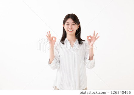 一個女人帶著微笑 一個女人帶著微笑 126240496