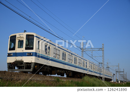 東武伊勢崎線850系列本地列車 126241890