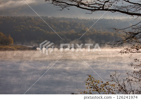 秋季Taushubetsu河大橋 126241974