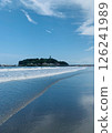 Sandy beach and blue sea 126241989