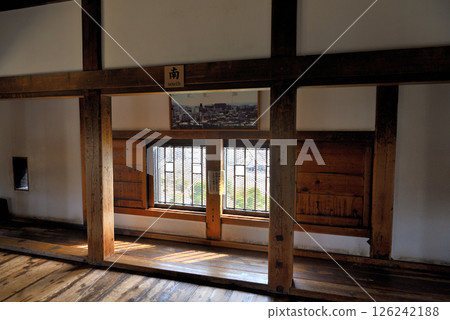 Image of sightseeing at the oldest castle in Japan from the Warring States period, Matsumoto Castle, Chubu region, Matsumoto City, Nagano Prefecture (9) 126242188