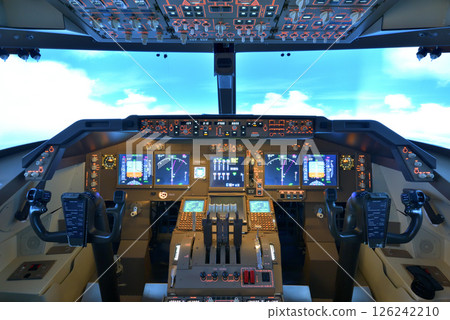 Flight simulator Boeing 747-400 cockpit 126242210