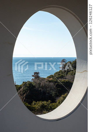 The Pacific Ocean in winter as seen from the round window of the Goura Misaki Park Observation Memorial Tower 126246127