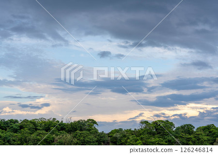 雨季的天空 雨季的天空 126246814
