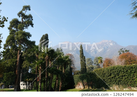 Epic Como lake view in November 126247494