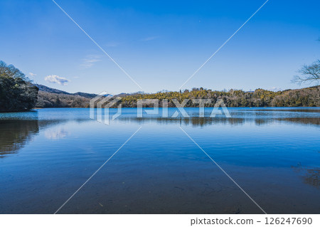 Lake Ippeki in Ito City (Shizuoka Prefecture) Lake Ippeki in Ito City (Shizuoka Prefecture) 126247690