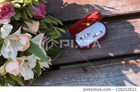 Wedding bouquet with rings Wedding bouquet with rings 126252621