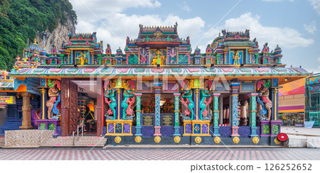 Ornate Sri Maha Mariamman Hindu Temple at Batu Caves, Kuala Lumpur, Malaysia Ornate Sri Maha Mariamman Hindu Temple at Batu Caves, Kuala Lumpur, Malaysia 126252652