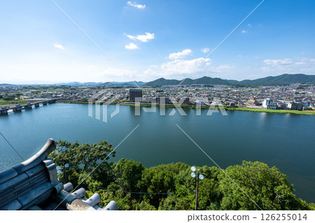 Aichi Prefecture / Inuyama Castle in summer - View from the castle tower (scenery, scenery) Aichi Prefecture / Inuyama Castle in summer - View from the castle tower (scenery, scenery) 126255014