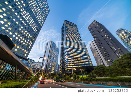 「東京」新宿的建築與夜景 126258833