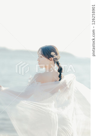 柔和燈光下的新娘肖像 柔和燈光下的新娘肖像 126258901