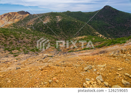 從船名神山眺望安達太羅山頂 126259085