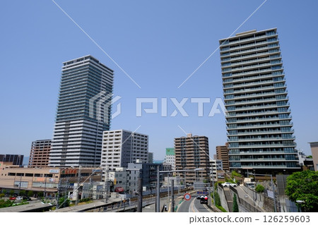 Tower apartment in Korien, Neyagawa City, Osaka Prefecture 126259603