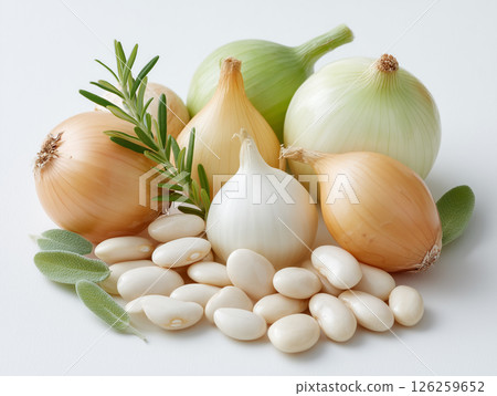 Onion and herbs - image of ingredients 126259652
