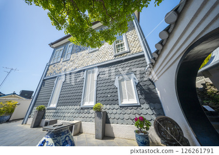 Kobe Kitano Ijinkan: Foreigner's House on the Hill 126261791