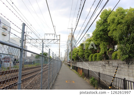 JR tracks, railroad crossing, Fukuchiyama Line, Itami [Hyogo Prefecture] 126261997
