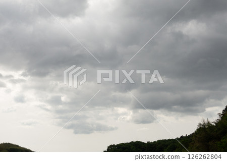 [Nature and landscape materials] Clouds, cloudy sky, rain clouds 126262804