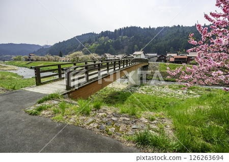Shinjo, Enoki Bridge on the Shinjo River, Shinjo Village, Okayama Prefecture 126263694