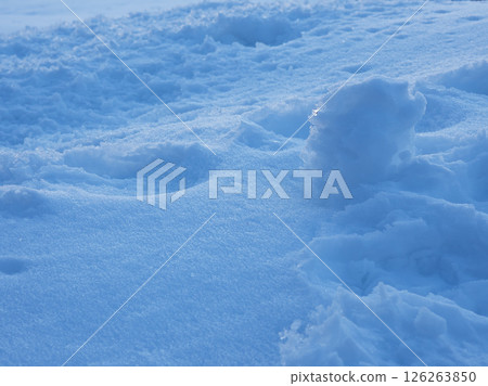 冬天鄉村的雪景 126263850