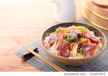 手捏鰹魚壽司 126263953