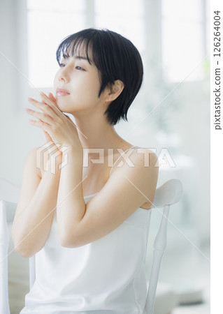 年輕女性的美麗形象 126264004