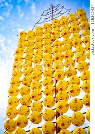 Yellow lantern formation, light of hope 126265424