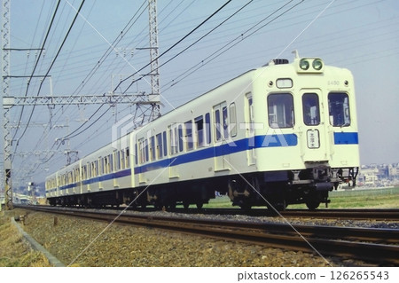 Odakyu 2400 series, 4 cars 2450-2400-2449-2499, Ebina-Atsugi, March 23, 1982 126265543