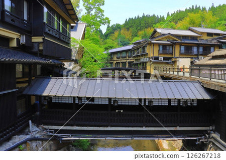 黑川溫泉鄉的新綠（熊本縣南小國町） 126267218