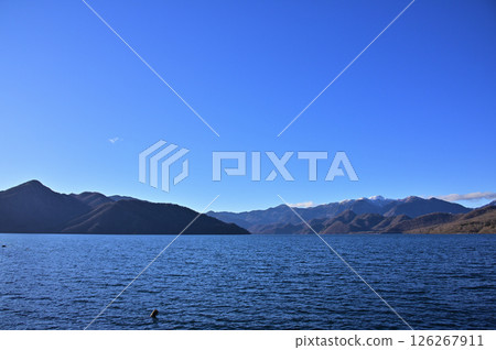 Nikko Shirane seen from Lake Chuzenji 126267911