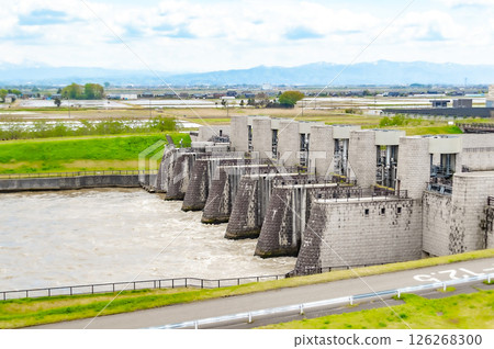 大川津引水渠、鷲壩（新潟縣燕市） 126268300