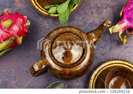 Fruit tea with dragon fruit or pitahaya. 126269216