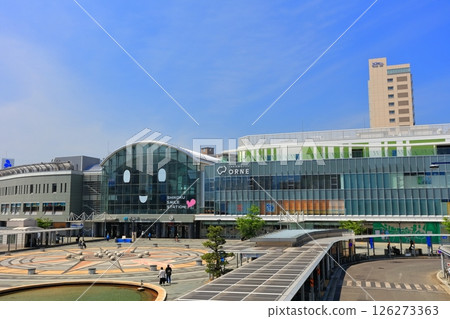 [Kagawa Prefecture] JR Takamatsu Station and Sunport Takamatsu on a sunny day 126273363