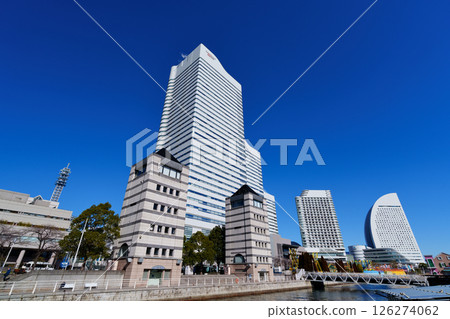 Yokohama Minato Mirai Canal Landscape 126274062