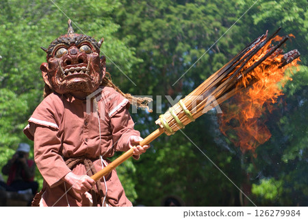 Chokoji Temple: Oni-oi Dance: Red demons dancing with torches Chokoji Temple: Oni-oi Dance: Red demons dancing with torches 126279984