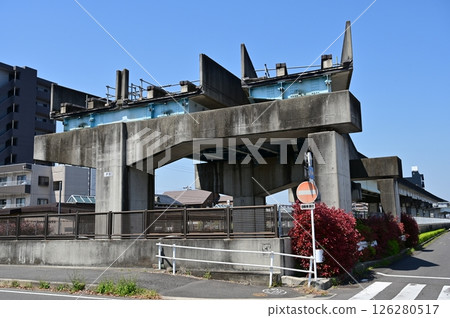 Peach Liner rails being removed near Meitetsu Komaki Station 126280517