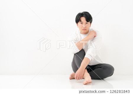 Young man, white background Young man, white background 126281843