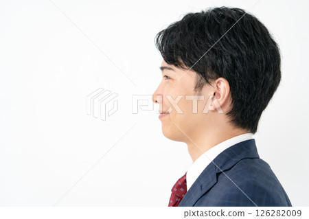 Businessman profile 126282009