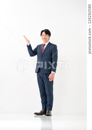 Businessman, whole body, waving his hands Businessman, whole body, waving his hands 126282080
