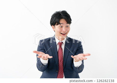 商人積極 126282138