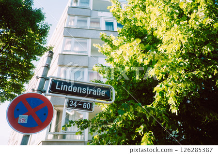Dusseldorf cityscape, Germany 126285387