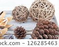 Natural materials such as dried flowers 126285463