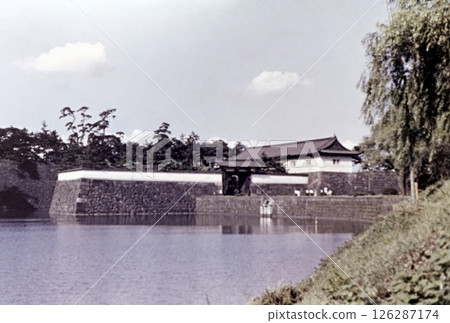 老照片,1956年,東京,皇居外苑,櫻田門 老照片,1956年,東京,皇居外苑,櫻田門 126287174