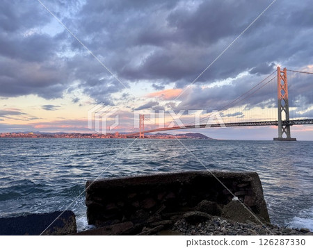 Akashi Kaikyo Bridge and Akashi Strait 126287330