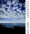 Sea, sky and cityscape 126287335