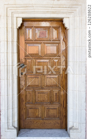 medieval door medieval door 126288622