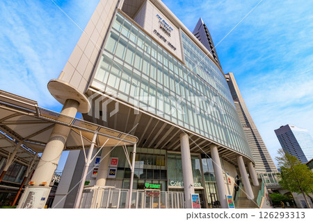 Cityscape from Sakuragicho Station Square, Yokohama City, Kanagawa Prefecture Colette Mare Cityscape from Sakuragicho Station Square, Yokohama City, Kanagawa Prefecture Colette Mare 126293313