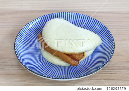 角煮饅頭（長崎特產） 126293859