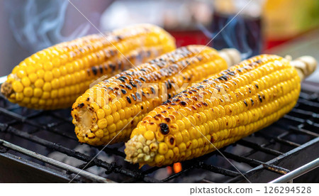 Grilled corn 126294528